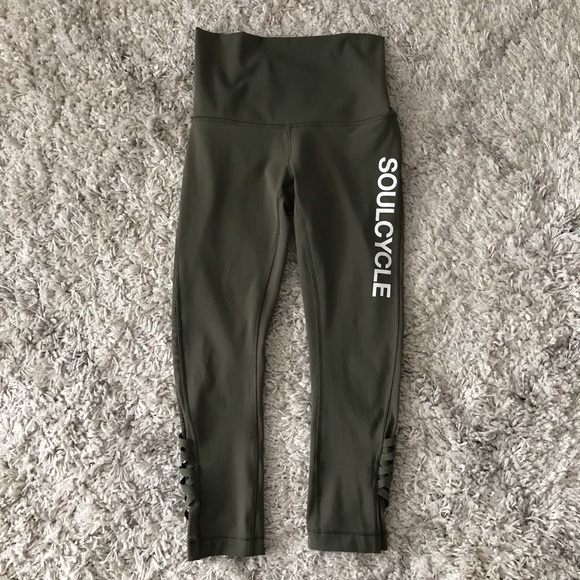 lululemon athletica Pants - 🍋 Lululemon x SOULCYCLE Minimalist Crop